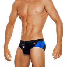 Load image into Gallery viewer, 20190110_BARBADOS_BLACK_COBALT-146.jpg